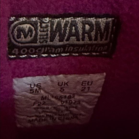 Merrell Gray/Berry little Kids' Snow Boots. Size 5 little kids. - Picture 13 of 14